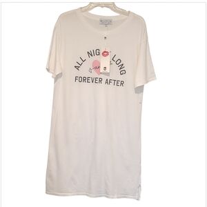 Wildfox White Graphic Short Sleeves T-Shirt Sleep Dress